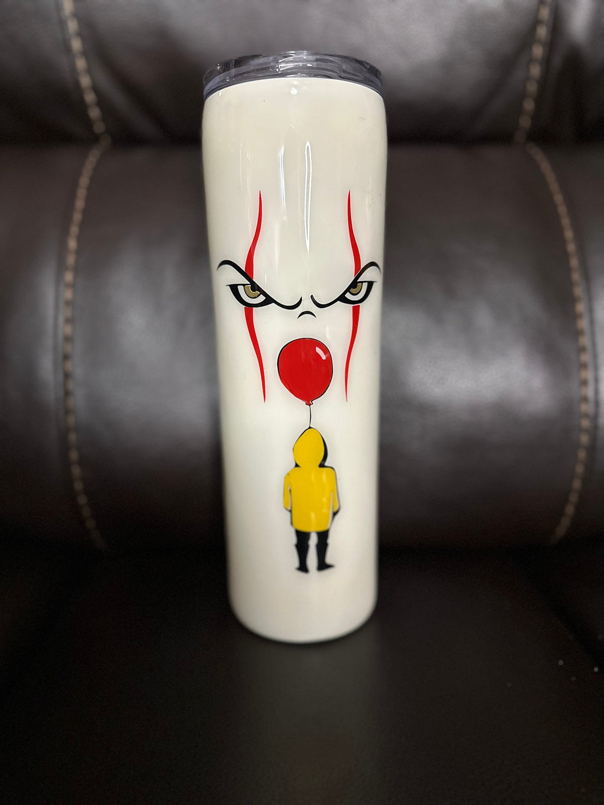 It 30 ounce tumbler.  Halloween is here.